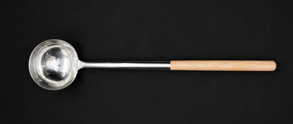 Schöpfkelle aus Edelstahl